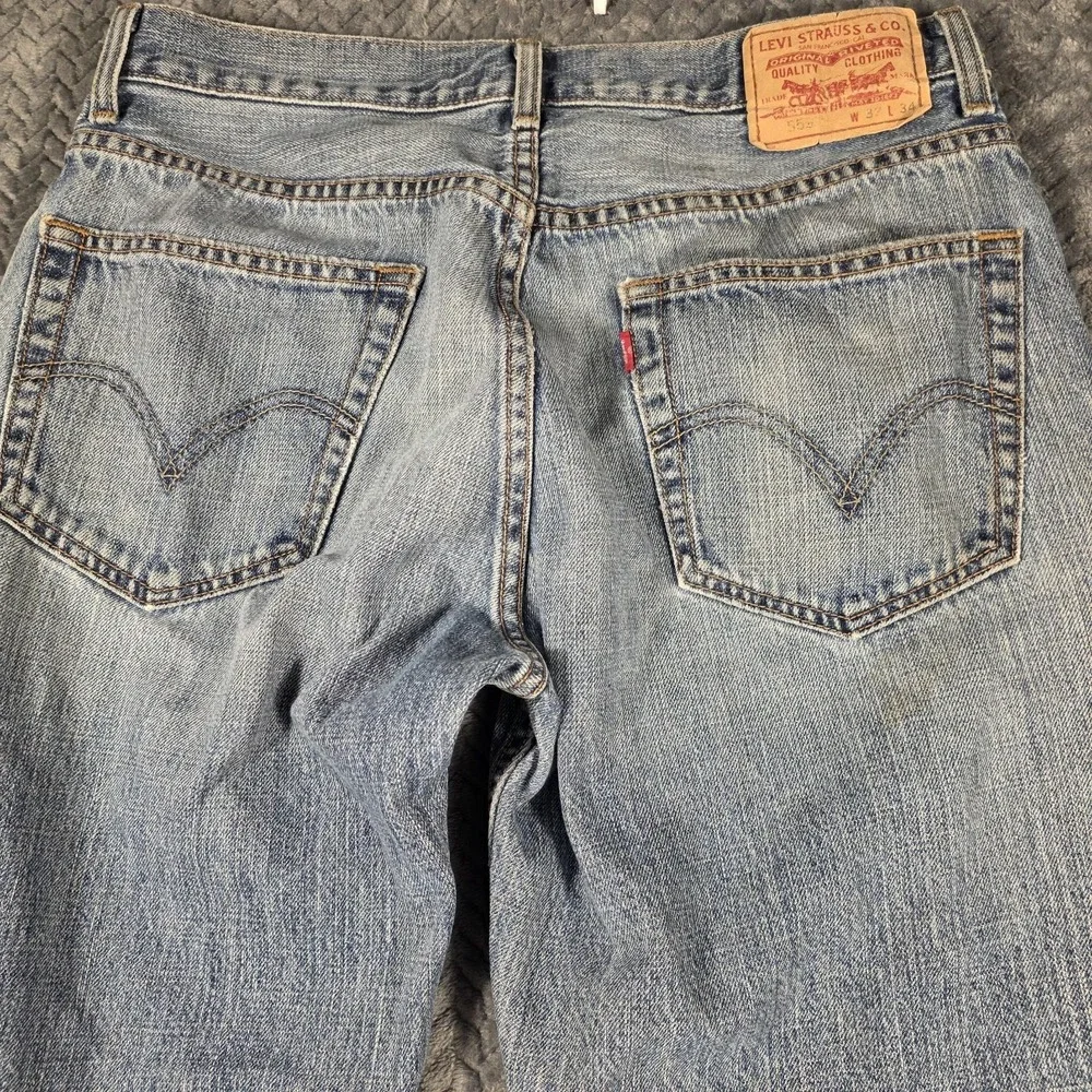 VTG Levis 559 Jeans Men's 32x34 Blue Relaxed Straight Fit Distressed Denim Y2K